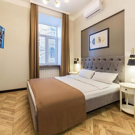 Apartments On Antonovycha Kijów Zewnętrze zdjęcie